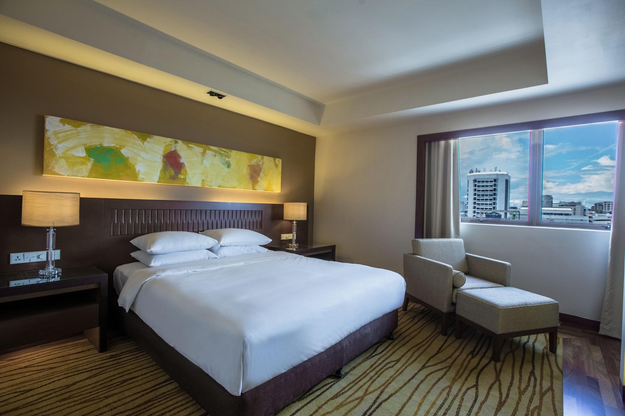 Hyatt Regency Kinabalu Hotel Кота Кинабалу Екстериор снимка Deluxe Room