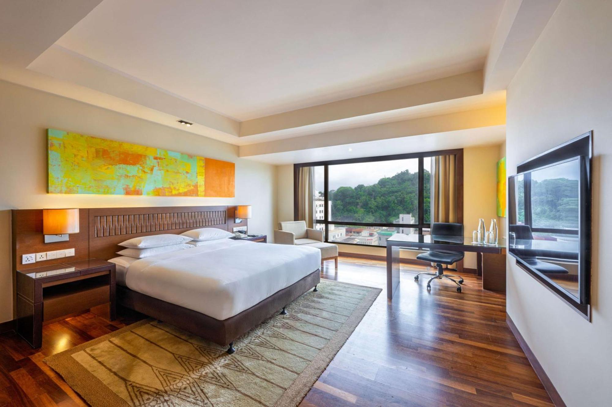 Hyatt Regency Kinabalu Hotel Кота Кинабалу Екстериор снимка